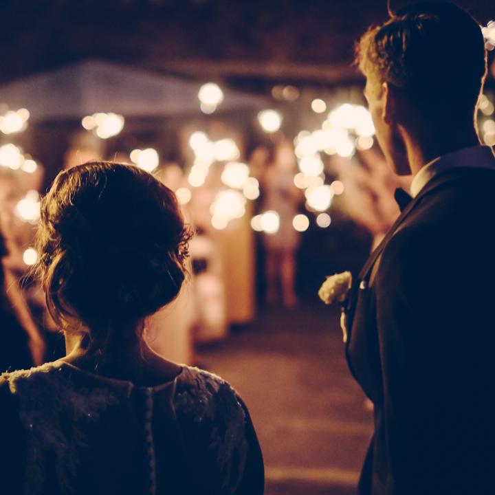 結婚式二次会の会場選び｜8つのチェックポイント