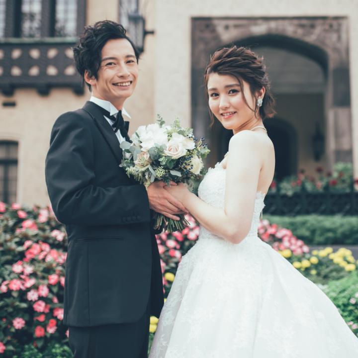 ホテル結婚式の費用相場｜メリット・デメリットと節約のコツ