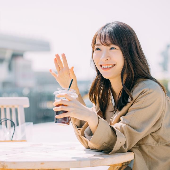 結婚式のコートはどうする？ マナーとおすすめコーデ
