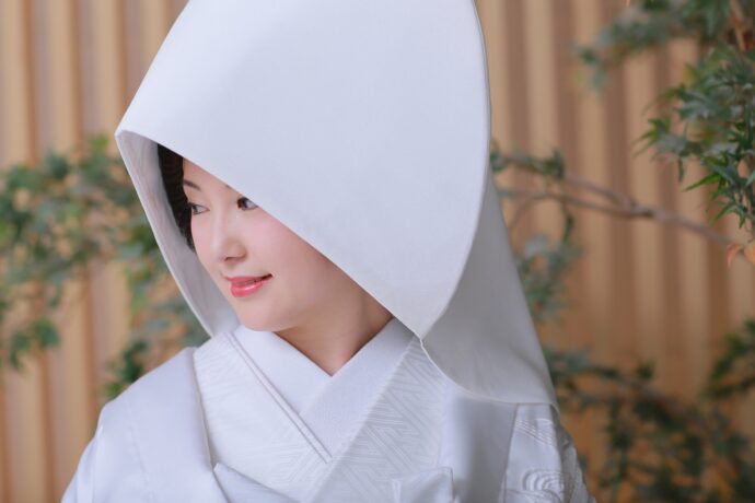 画像：白無垢に綿帽子を被った花嫁