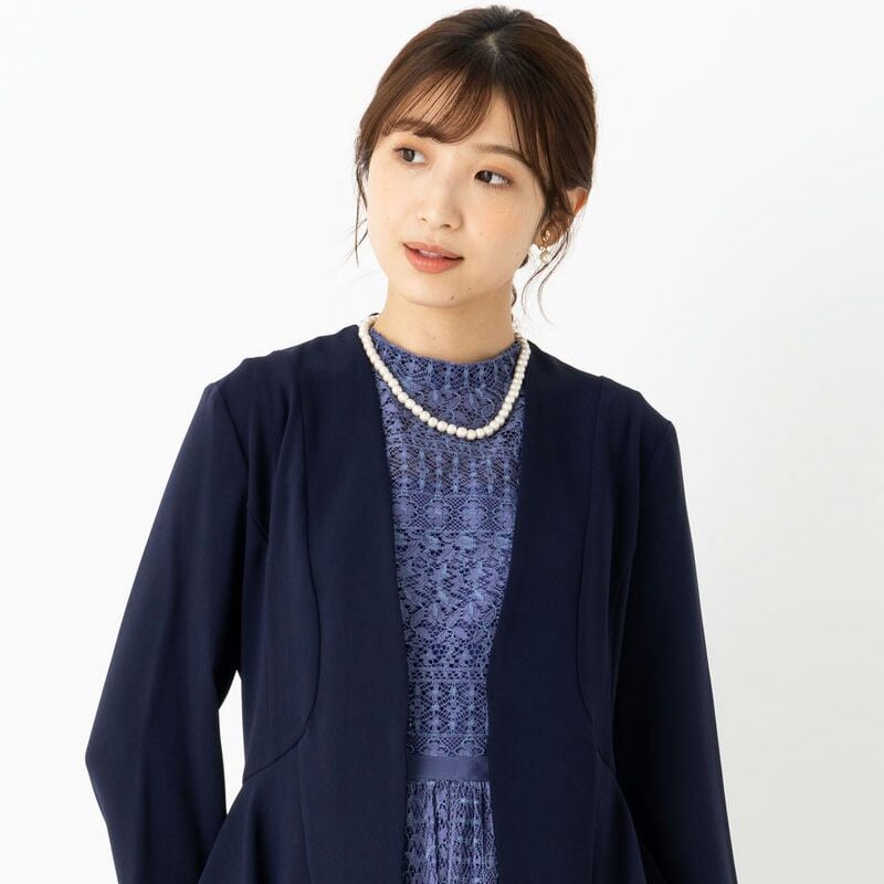 画像：フリル付きジャケットの見本