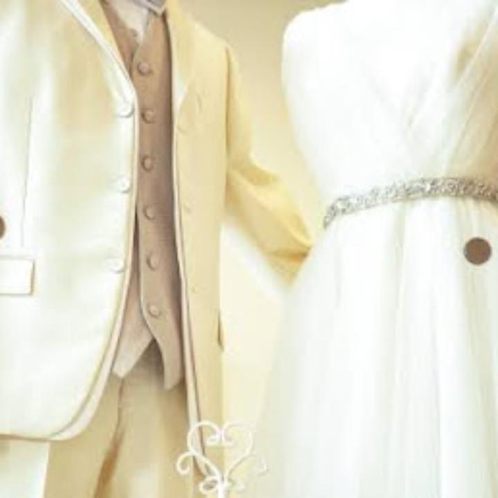 ウエディングドレス試着時の服装や持ち物は？ 当日の準備方法
