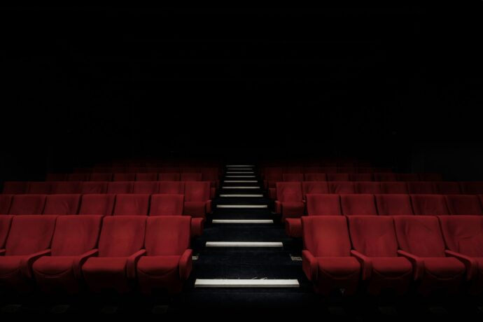 画像：映画館のシアターチェア