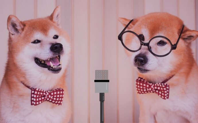 画像：漫才をする柴犬