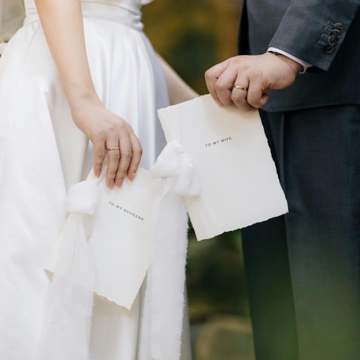 結婚式の芳名帳は必要？手作りのデザインアイデアや簡単な作り方