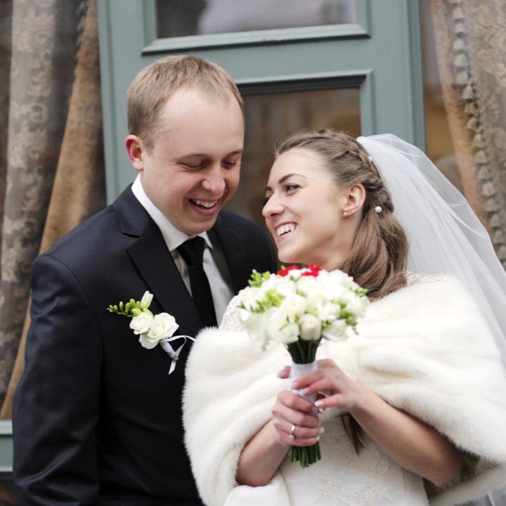 冬の結婚式のメリットは？ おすすめ演出や寒さ対策について