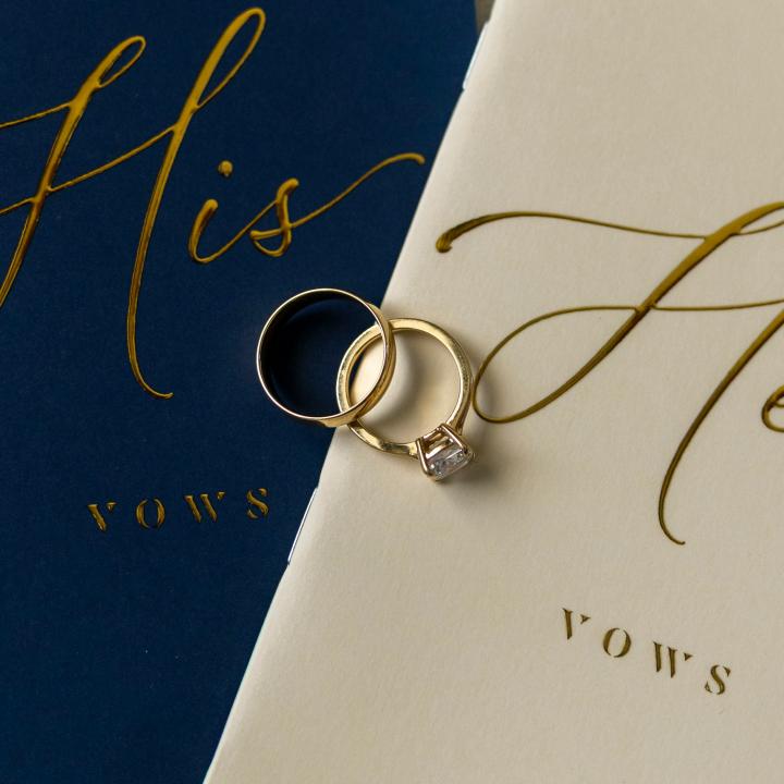 平日の結婚式は迷惑？ ゲストの本音とメリット/デメリット