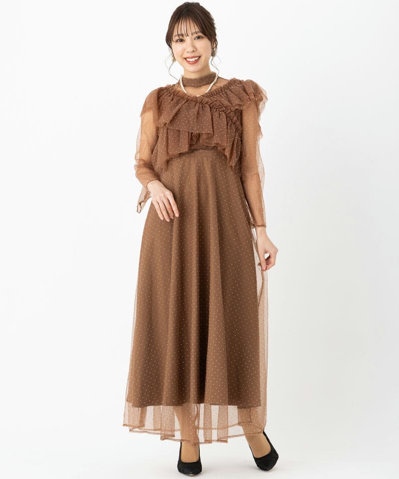 画像:ブラウンのお呼ばれドレス