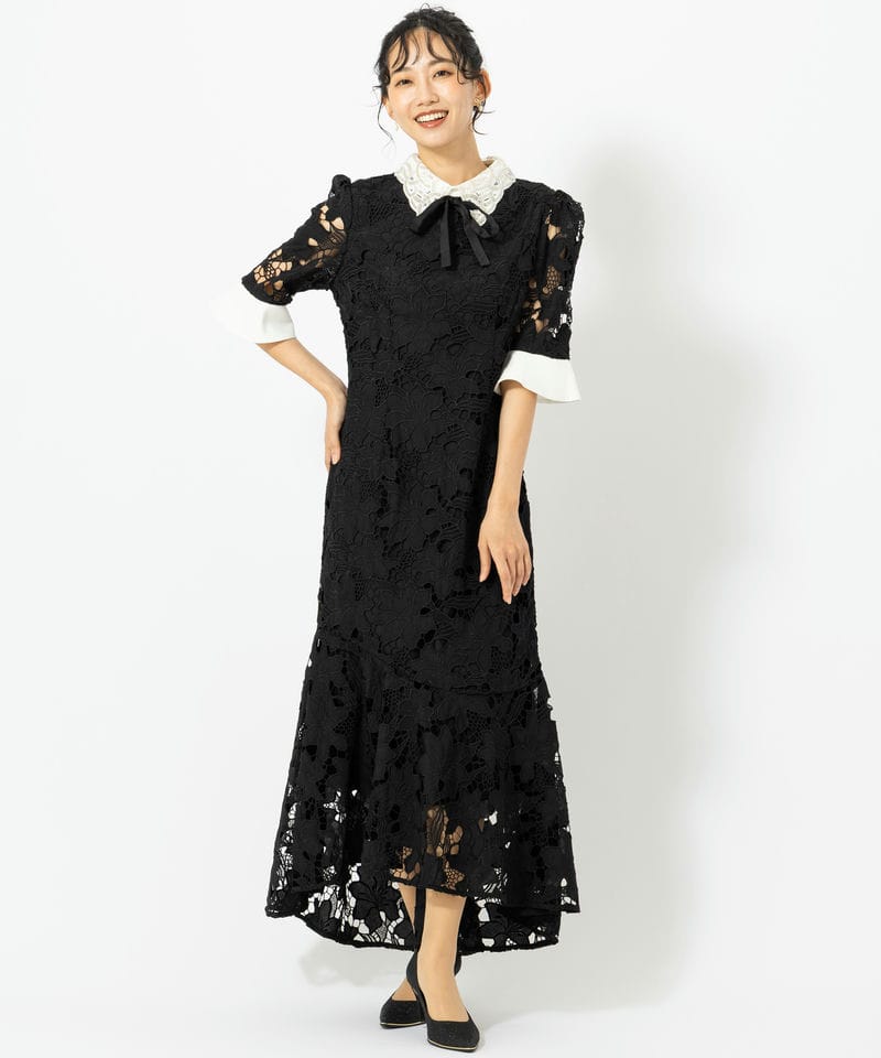 画像:ブラックのお呼ばれドレス