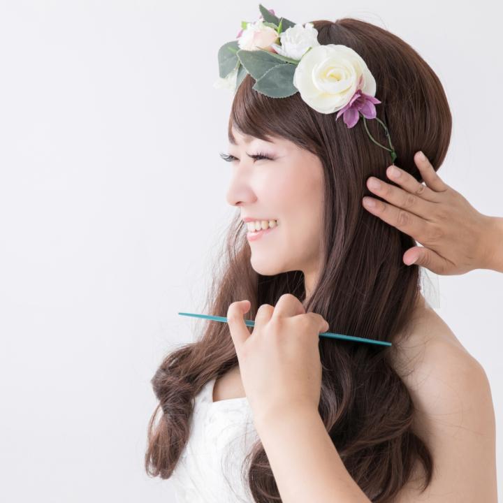 結婚式のお色直しで髪を切るときのポイント｜ヘアカット演出を成功させよう