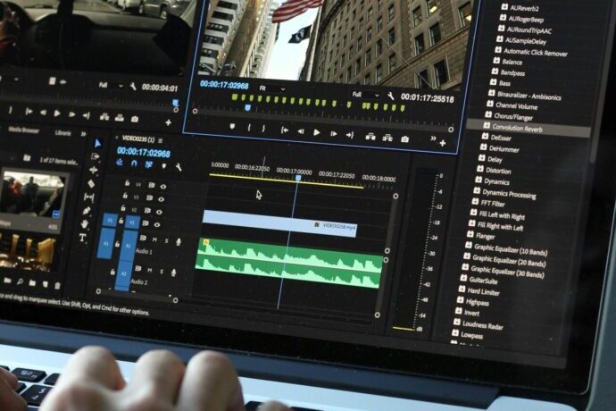 画像：パソコンの動画編集画面