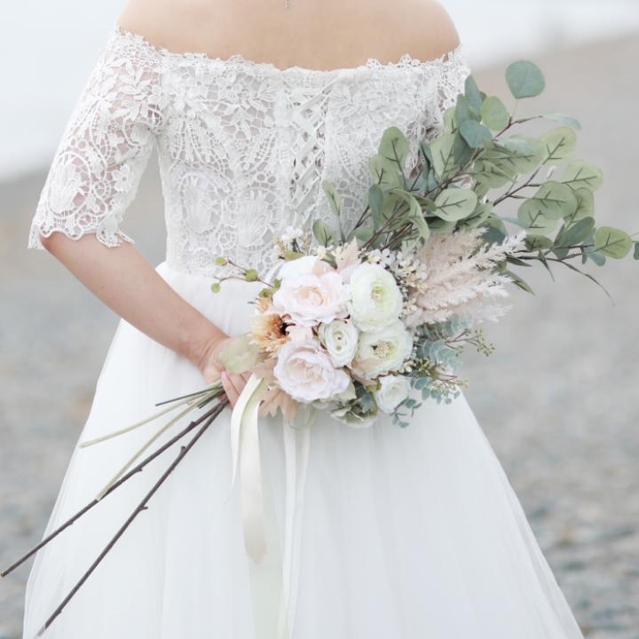 ウエディングドレスに保険は必要？ もし汚してしまったら？