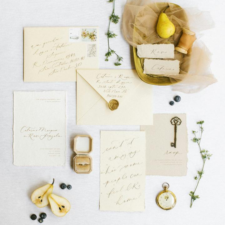 結婚式招待状の返信が遅れた場合の対処法｜メールでの謝罪マナー