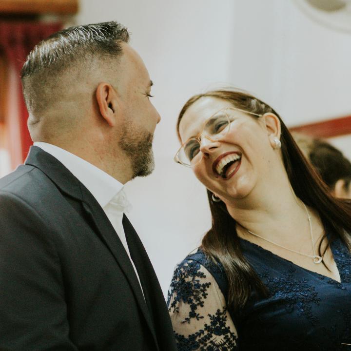 結婚式の余興でサプライズするには？詳しい段取りとおすすめの演出を紹介！