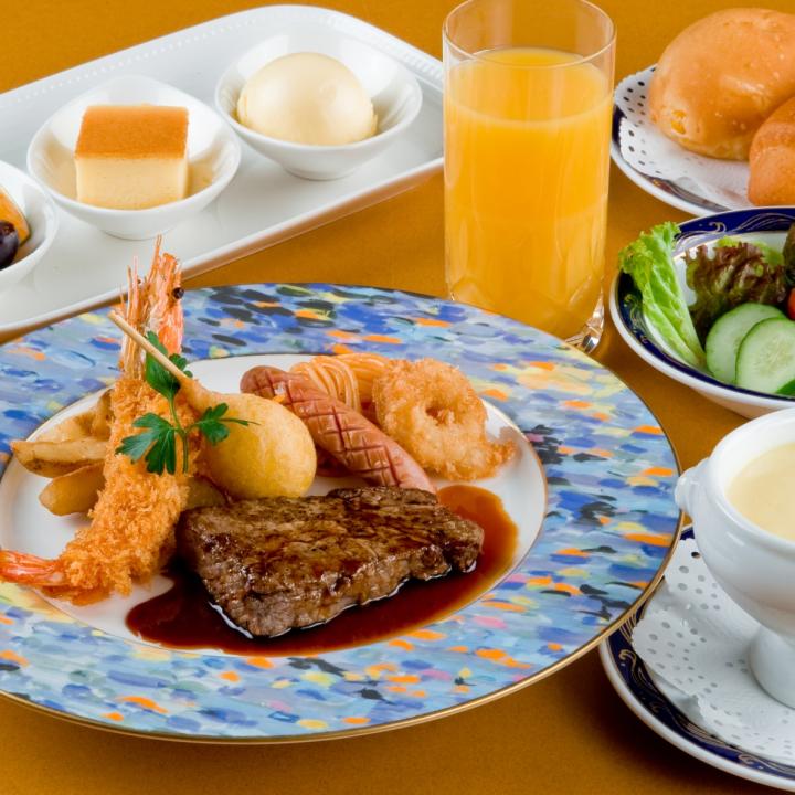 結婚式のお子様ランチは何歳から必要？ 年齢別メニューの選び方