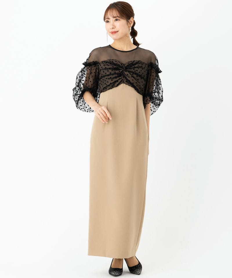 画像：ベージュドレスの見本