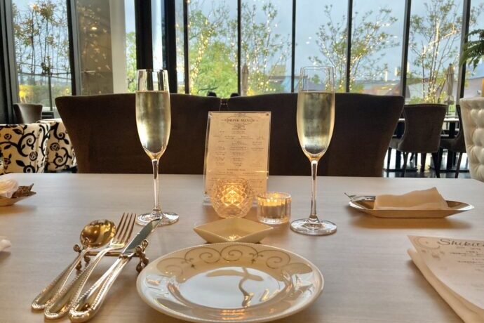 画像:セッティングされたテーブル